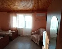 Трехместный номер Гостевой дом Гостевой дом Каролина Сочи без звезд