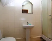 Одноместный номер с душем и туалетом Отель Отель MED Волгоград новый объект