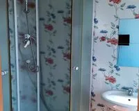 Трехместный номер с душем и туалетом Гостевой дом Гостевой дом В Облаках Сочи 5% скидка по промокоду!