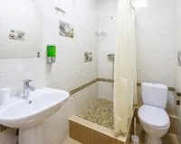 Кровать в общем 6-местном номере Хостел Хостел флагман Геленджик без звезд