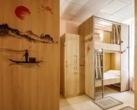 Кровать в общем 6-местном номере Хостел Хостел флагман Геленджик 5% скидка по промокоду!