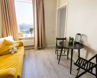 Четырехместный номер с душем и туалетом Апартаменты Апартаменты Sky Garden Москва рейтинг 4.2