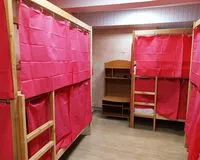 Кровать в общем 10-местном номере для мужчин Хостел Хостел Лагуна Москва новый объект