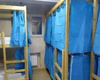Кровать в общем 10-местном номере для мужчин Хостел Хостел Лагуна Москва метро Авиамоторная