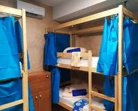 Кровать в общем 10-местном номере для мужчин Хостел Хостел Лагуна Москва 802 м от метро Авиамоторная