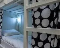 Кровать в общем 4-местном номере для женщин Хостел Хостел Vmeste Санкт-Петербург рейтинг 3.8