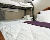 Бюджетный семейный номер 4-местный Хостел Хостел Полянка на Чистых прудах Москва 552 м от метро Чистые пруды