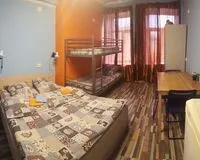 Семейный номер 4-местный с душем и туалетом Мини-отель Гостевые комнаты Идиллия Life Санкт-Петербург рейтинг 4.9