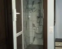 Двухместный номер с 1 кроватью и душем Хостел Хостел RaDaR Hostel Санкт-Петербург новый объект
