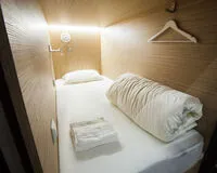 Одноместная капсула общая Хостел Хостел Buran Capsule Hotel Москва метро Чкаловская