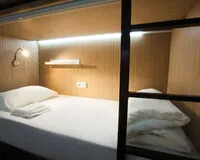 Одноместная капсула общая Хостел Хостел Buran Capsule Hotel Москва метро Чкаловская