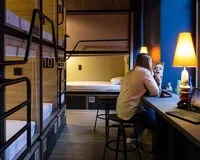 Кровать в общем 6-местном номере для женщин Хостел Хостел Whisper Hostel Санкт-Петербург метро Чернышевская