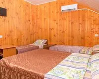 Пятиместный номер с общим душем и туалетом Гостевой дом Гостевой дом Ника Анапа без звезд