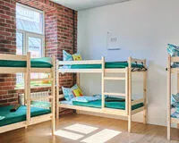 Кровать в общем 12-местном номере Хостел Хостел Garden 22/2 Санкт-Петербург метро Маяковская без звезд