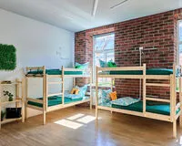 Кровать в общем 12-местном номере Хостел Хостел Garden 22/2 Санкт-Петербург 158 м от метро Маяковская