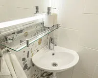 Двухместный номер с 1 кроватью и балконом Апартаменты Апартаменты две современных студии в центре Волгограда Волгоград