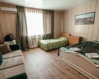 Трехместный номер Мини-отель База отдыха Замок село Самосделка без звезд