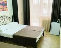 Трехместный номер с балконом Гостиница Гостиница Милана Анапа без звезд