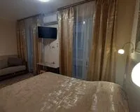 Трехместный номер с балконом Гостевой дом Гостевой дом LeVladia.ru Геленджик без звезд