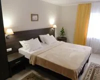 Двухместный номер с 1 кроватью Отель Гостиничный комплекс Ливадия Ростов-на-Дону рейтинг 4.3 5% скидка по промокоду!
