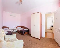 Четырехместный номер с душем и туалетом Гостевой дом Гостевой дом Sunny beach Анапа 5% скидка по промокоду!
