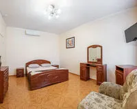 Четырехместный номер с душем и туалетом Гостевой дом Гостевой дом Sunny beach Анапа новый объект