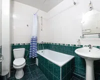 Шестиместный номер с душем и туалетом Гостевой дом Гостевой дом Sunny beach Анапа без звезд Забронируй по своей цене!