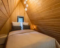 Дом/коттедж 1 спальня База отдыха База отдыха Berloga Country Resort деревня Красный Огорок Забронируй по своей цене!