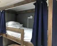 Кровать в общем 6-местном номере для женщин Хостел Хостел LV.Hostel Южно-Сахалинск новый объект