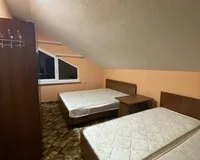 Четырехместный номер с душем и туалетом Гостевой дом Гостевой дом Южаночка Сочи без звезд