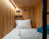 Кровать в общем 10-местном номере Хостел Хостел HiLoft Hostel Сочи без звезд