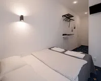 Двухместный номер с 1 кроватью, душем и туалетом Отель Отель Voyageur hotel Санкт-Петербург 853 м от метро Василеостровская