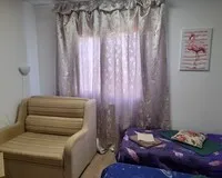Трехместный номер с душем и туалетом Мини-отель Мини-отель Брусника Северодвинск Забронируй по своей цене!