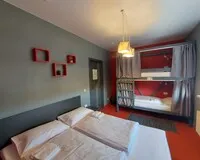 Семейный номер 4-местный с общим душем и туалетом Хостел Хостел Hostel Bed Idea Калининград 1 звезда