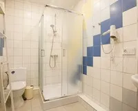 Семейный номер 4-местный с общим душем и туалетом Хостел Хостел Hostel Bed Idea Калининград 5 отзывов