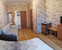 Четырехместный номер с балконом Гостевой дом Гостевой дом АДМИРАЛ село Уютное