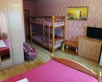 Четырехместный номер с балконом Гостевой дом Гостевой дом АДМИРАЛ село Уютное