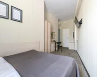 Двухместный номер с душем и туалетом Мини-отель Мини-отель Sutki Rent у Дворцовой площади Санкт-Петербург метро Невский проспект