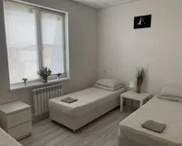Двухместный номер с 2 кроватями, душем и туалетом Хостел Хостел Cat Basil Крымск новый объект