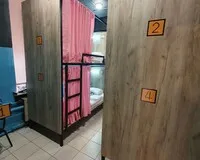 Кровать в общем 4-местном номере для женщин Хостел Хостел Cape Hostel Севастополь Забронируй по своей цене!