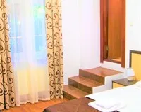 Двухместный номер с душем и туалетом Гостевой дом Гостевой дом Утомленные Солнцем Сочи рейтинг 3.5