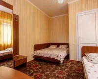Трехместный номер Гостевой дом Гостевой дом Александра плюс село Витязево без звезд 5% скидка по промокоду!