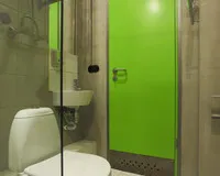Семейный номер 4-местный с душем и туалетом Хостел Хостел Suffix Hostel&Apartments Калининград рейтинг 4.2