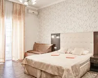Четырехместный номер с балконом Мини-отель Мини-отель Strass Hotel Геленджик новый объект
