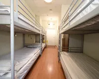 Кровать в общем 6-местном номере для мужчин Хостел Хостел Миссис Хадсон Санкт-Петербург 229 м от метро Маяковская