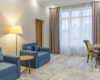 Двухкомнатный номер «Люкс» Отель Отель Wind Rose Hotel & Spa (Роза Ветров) Сочи рейтинг 4.4