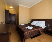 Двухместный номер с балконом Гостиница Гостиница Guest House Royal Геленджик новый объект