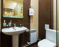 Четырехместный номер «Люкс» Гостиница Гостиница Guest House Royal Геленджик Забронируй по своей цене!