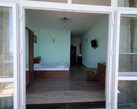 Двухместный номер «Люкс» Отель Апарт-отель Жуковка посёлок городского типа Парковое без звезд новый объект без отзывов