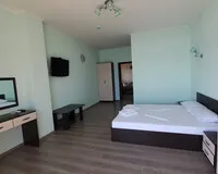 Двухкомнатный номер с балконом Отель Апарт-отель Жуковка посёлок городского типа Парковое новый объект без отзывов Забронируй по своей цене!